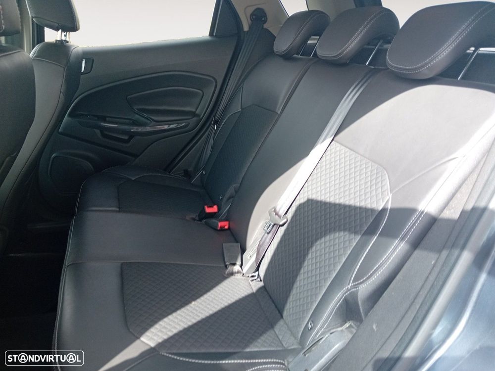 Ford EcoSport 1.0 EcoBoost Titanium - 13