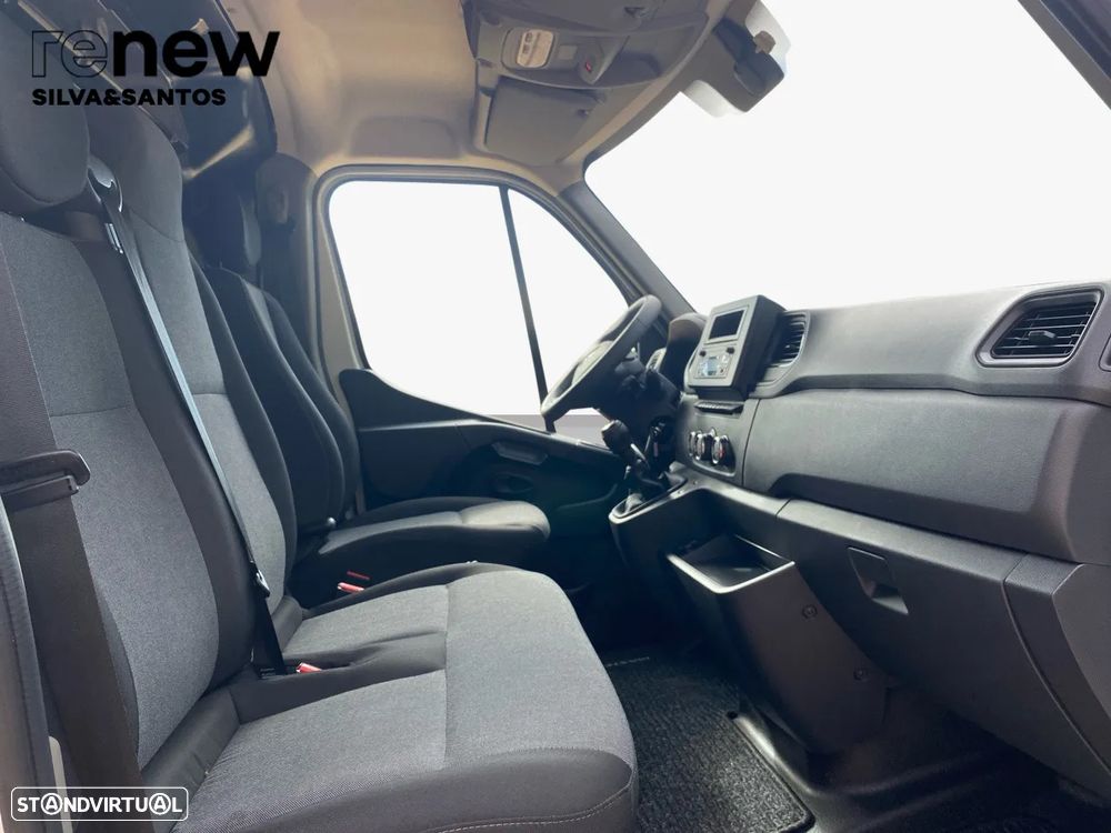 Renault Master L2H2 3,5T BDCI 150 - 15