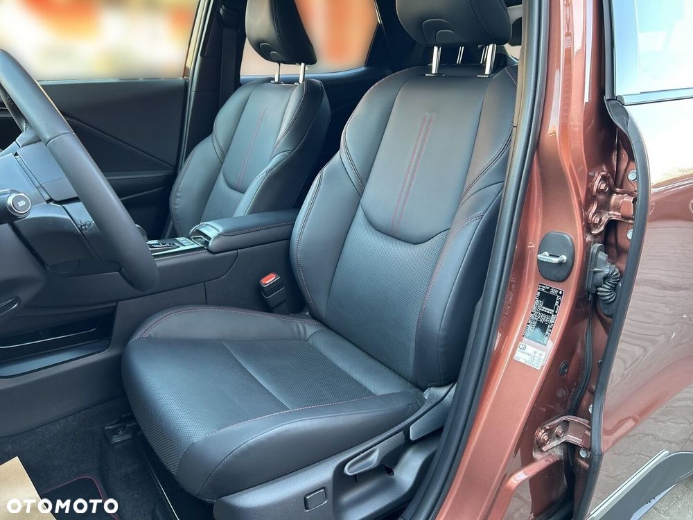 Lexus LBX 1.5 Hybrid Emotion - 14
