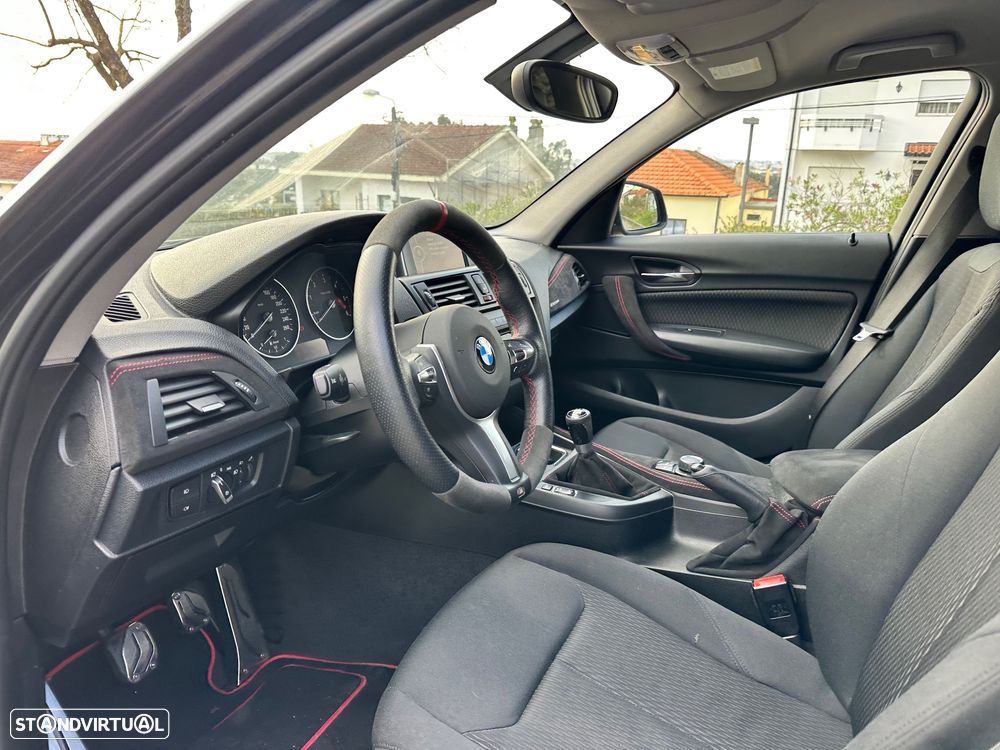 BMW 116 d Pack M - 25