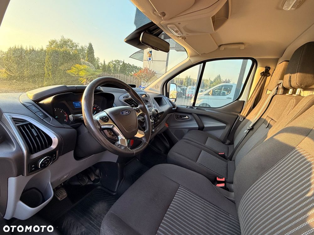 Ford TRANSIT  CUSTOM - 24