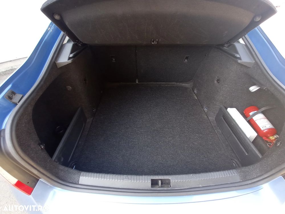 Skoda Octavia 1.6 TDI DSG Ambition - 26