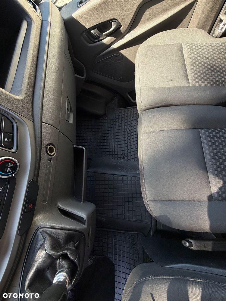 Ford Transit - 14