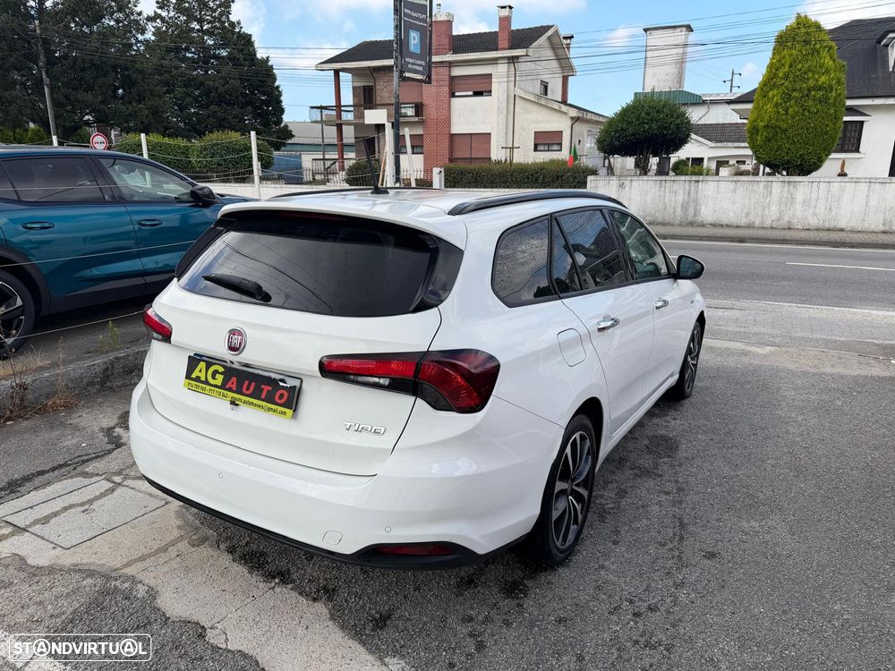 Fiat Tipo Station Wagon 1.3 M-Jet Lounge Tech - 3