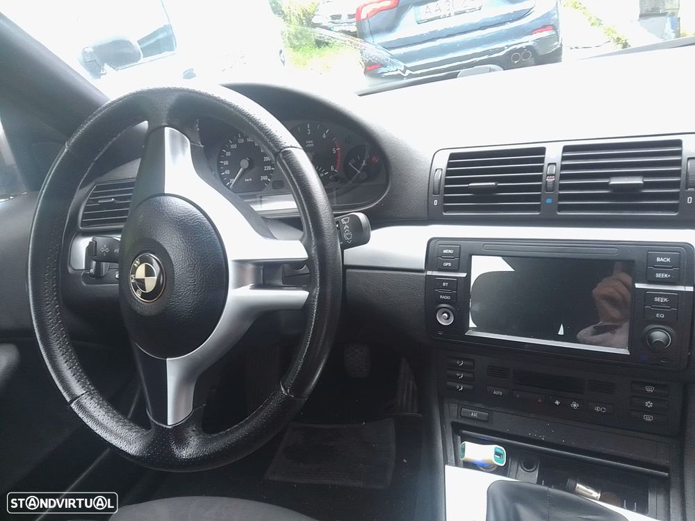 BMW 320 d Touring - 4