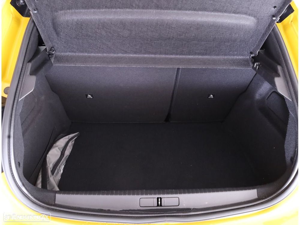 Peugeot 208 1.2 PureTech GT Line - 12