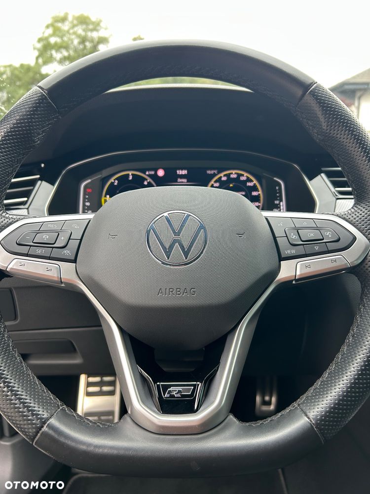 Volkswagen Passat Variant 2.0 TDI SCR DSG Business - 22