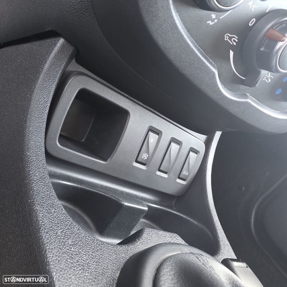 Dacia Duster 1.2 TCe SL Black Shadow - 22