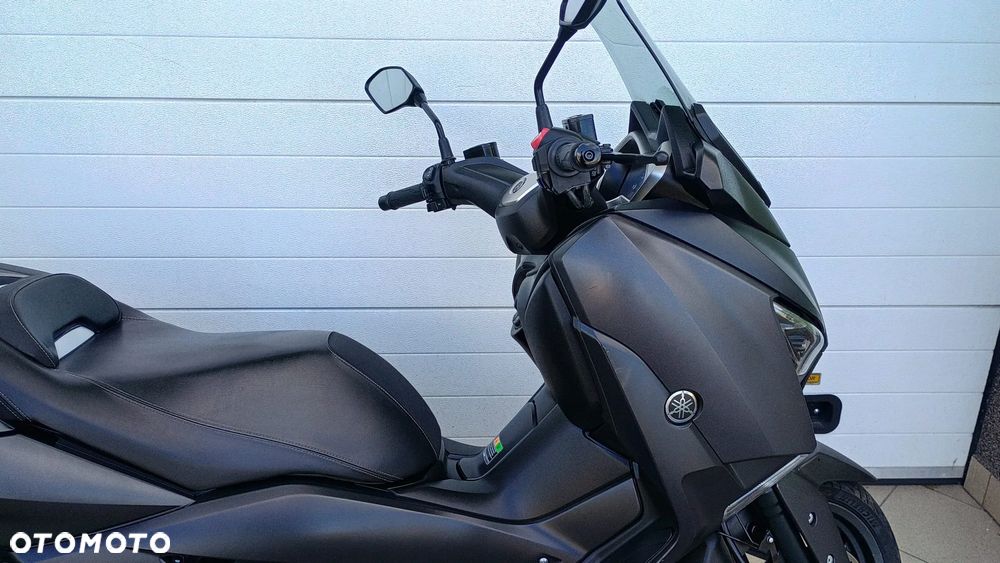 Yamaha X-max - 22