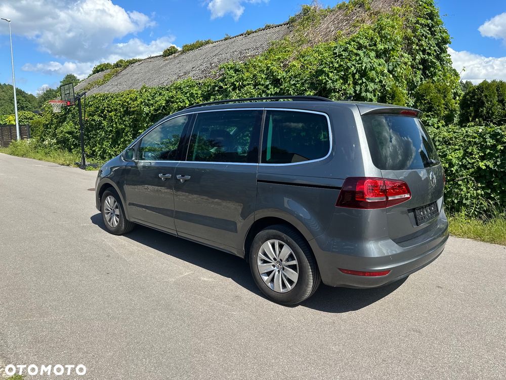 Volkswagen Sharan - 10