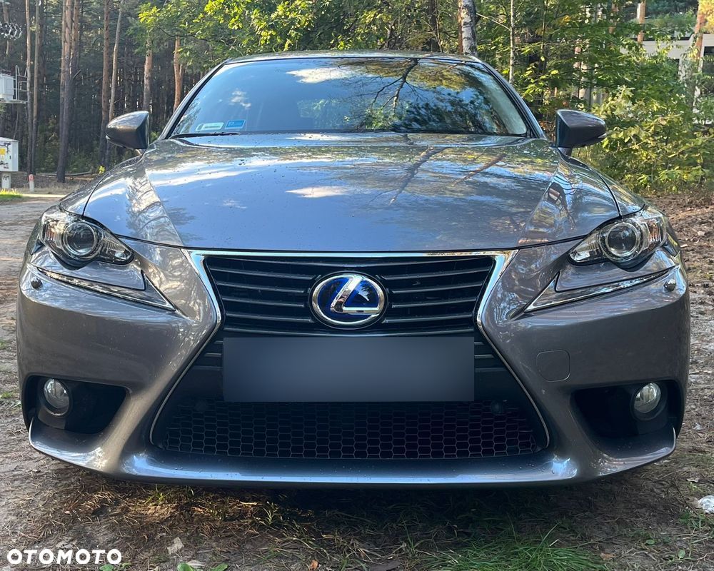Lexus IS 300h Business - 2