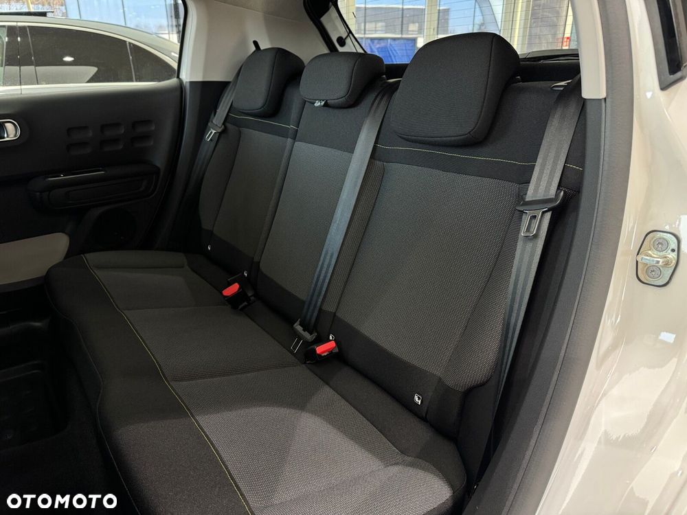 Citroën C3 1.2 PureTech Shine EAT6 - 13