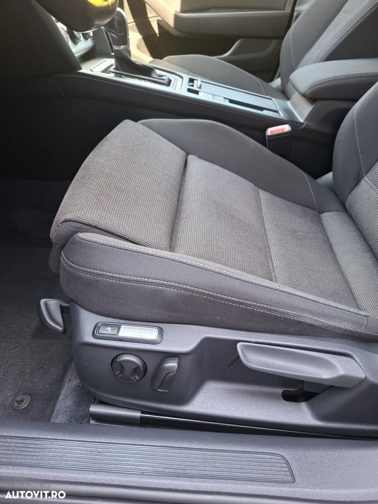 Volkswagen Passat Variant 2.0 TDI DSG Comfortline - 8