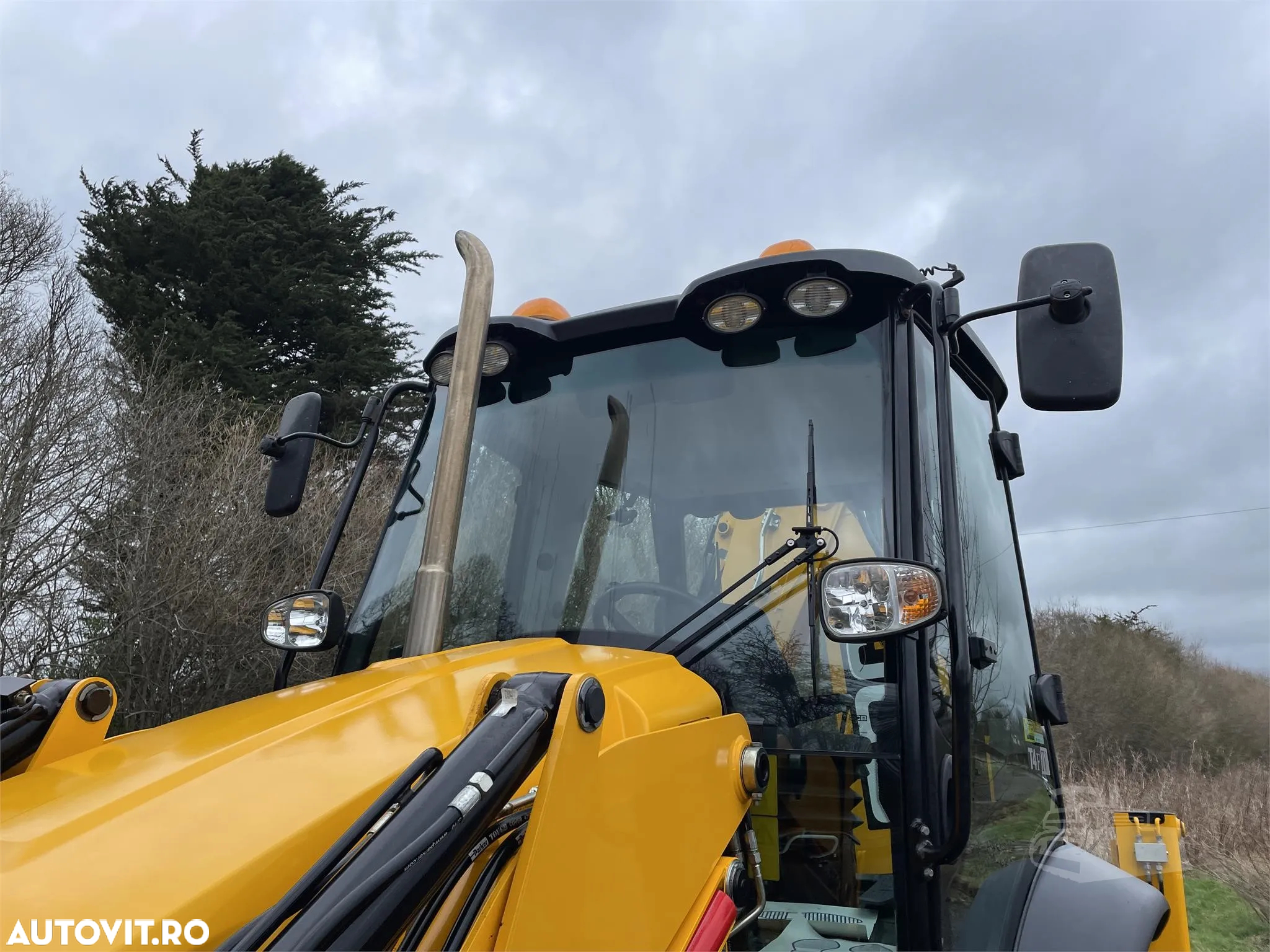 JCB 3CX CONTRACTOR PRO - 17
