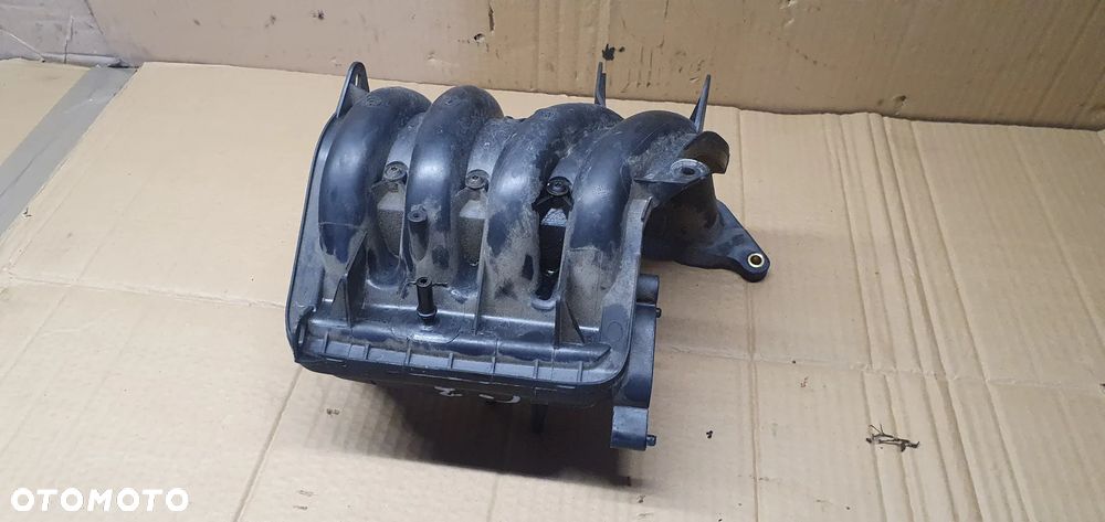Kolektor ssący Citroen C3 I 1.1 8V 9686926180 - 2