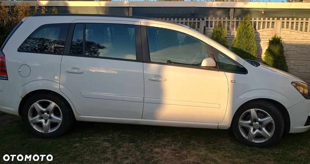 Opel Zafira 1.9 CDTI Enjoy - 2