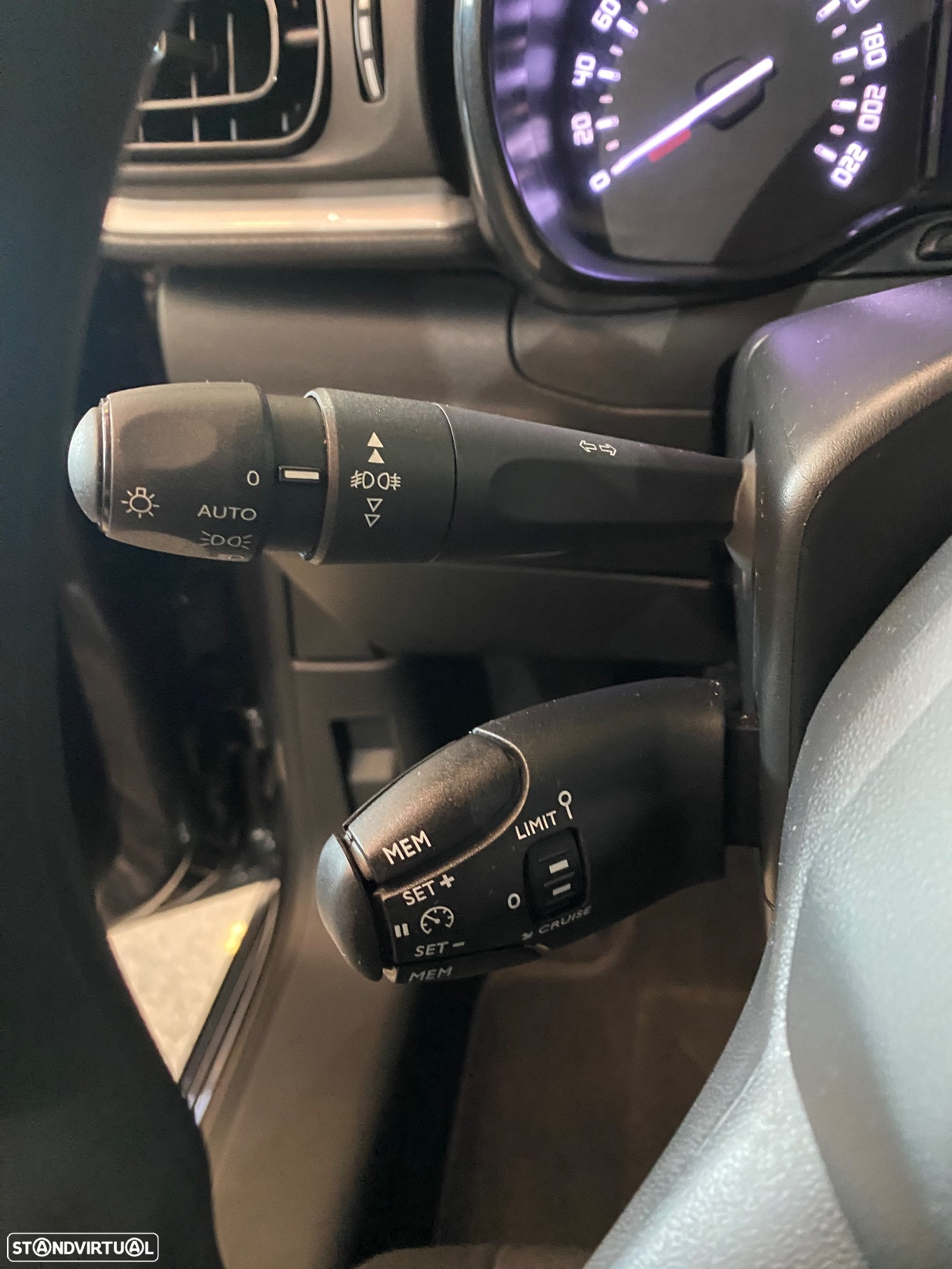 Citroën C3 1.2 PureTech Plus - 9