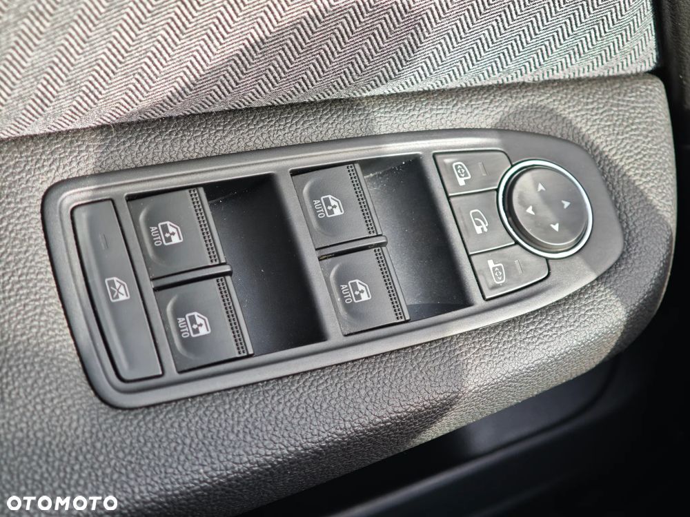 Renault Clio 1.0 TCe Intens - 25