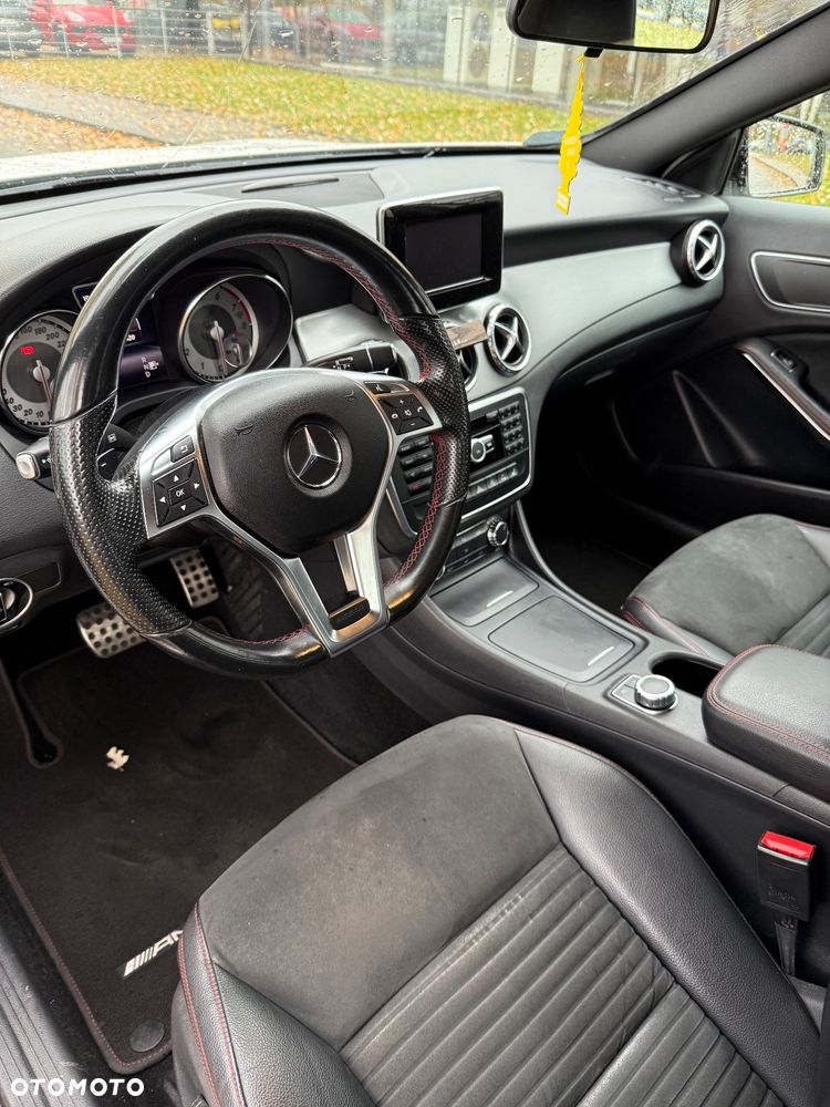 Mercedes-Benz GLA - 6