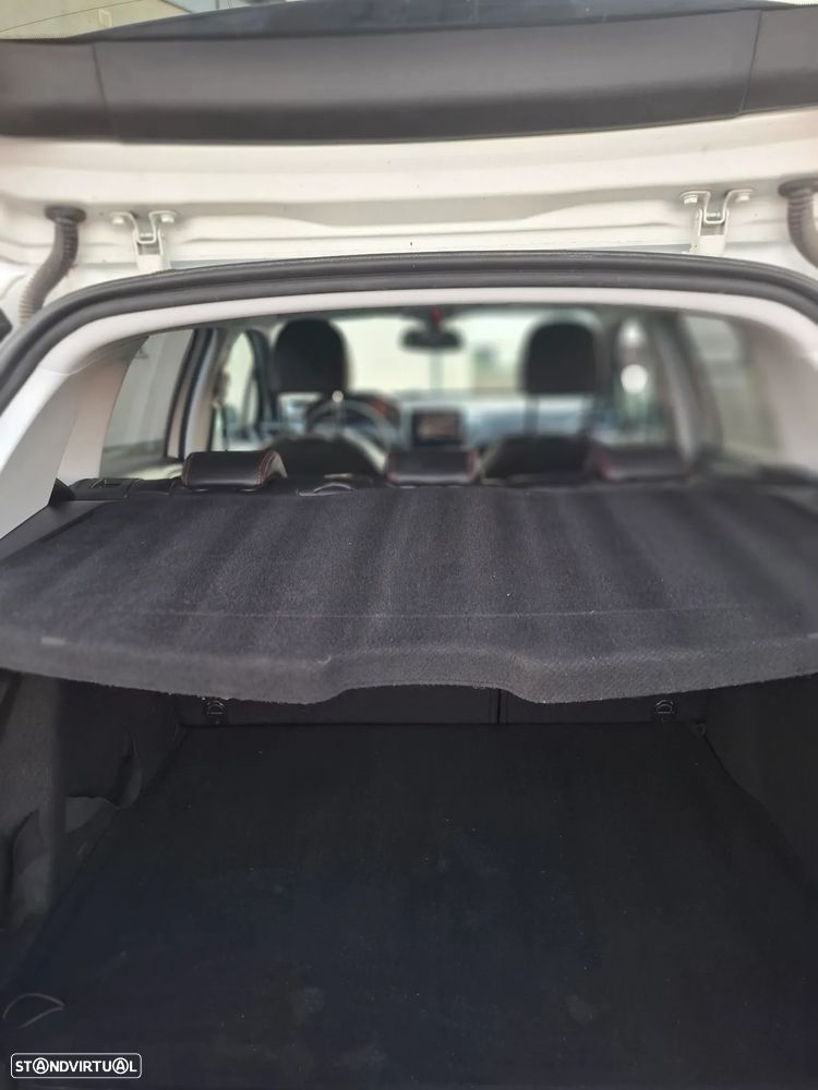 Peugeot 2008 1.6 BlueHDi GT Line - 14