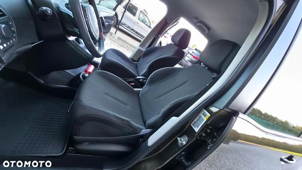 Citroën C4 Picasso - 23
