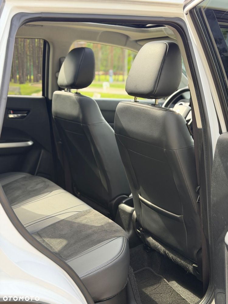 Suzuki Vitara 1.6 DDiS (4x4) Allgrip Comfort+ - 14
