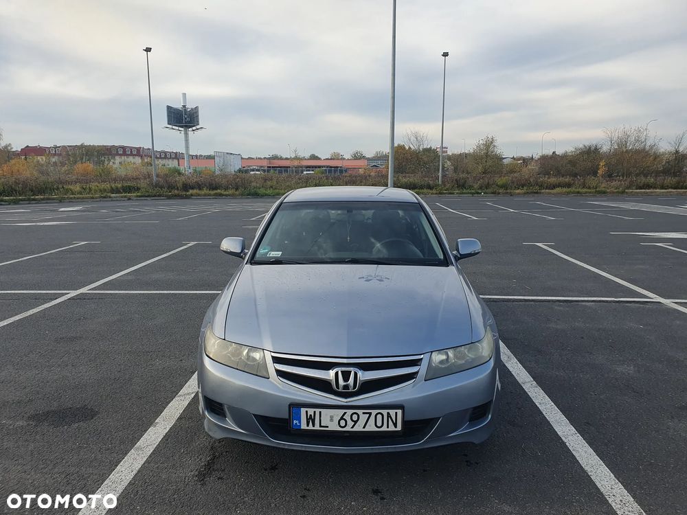Honda Accord 2006 photo 2
