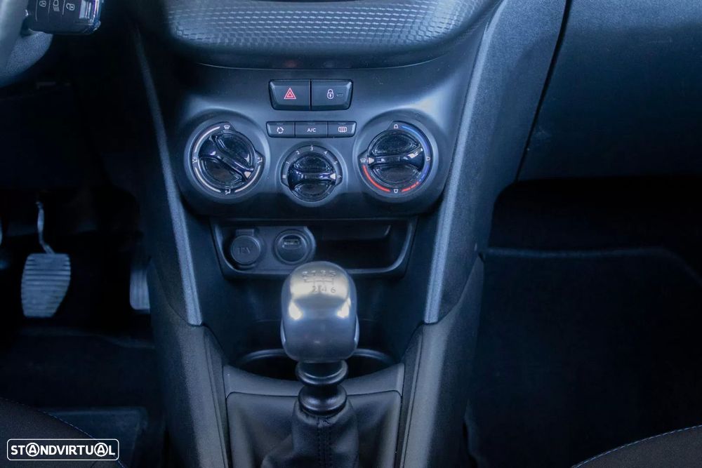 Peugeot 208 1.5 BlueHDi Signature - 17