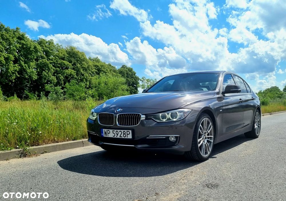 BMW Seria 3 328i Luxury Line - 1