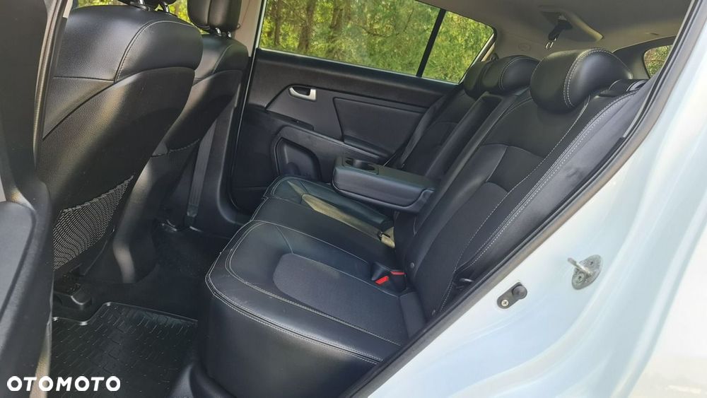 Kia Sportage 2.0 L 2WD - 9