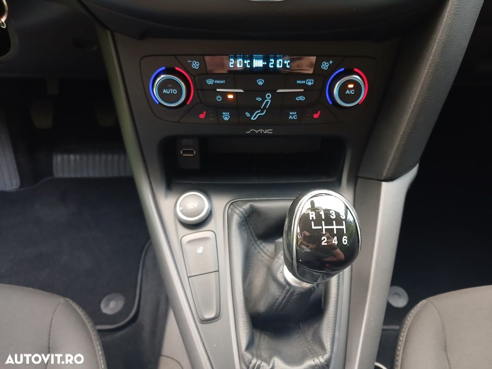 Ford Focus 1.6 TDCi DPF Trend - 22