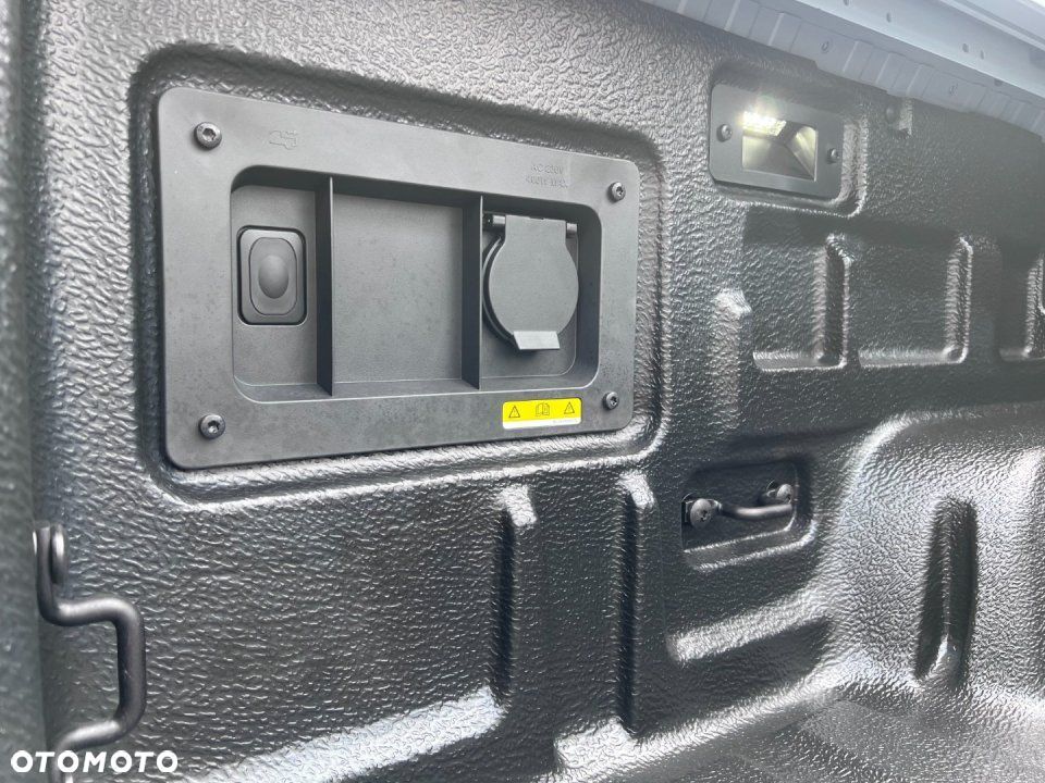 Ford Ranger Raptor - 10