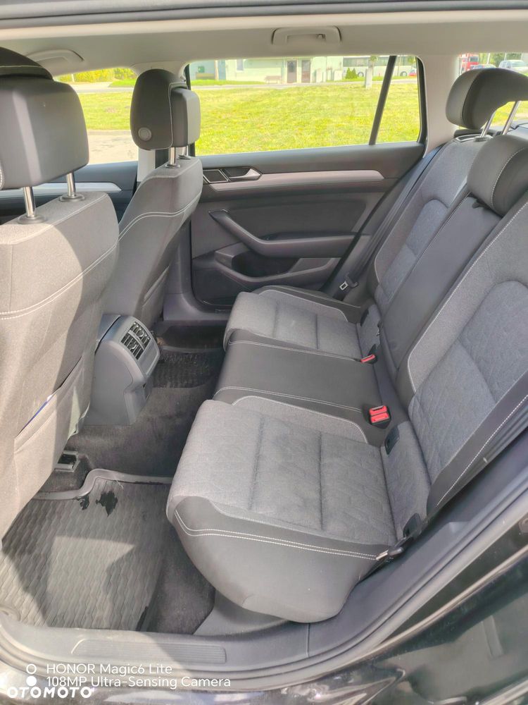 Volkswagen Passat - 26