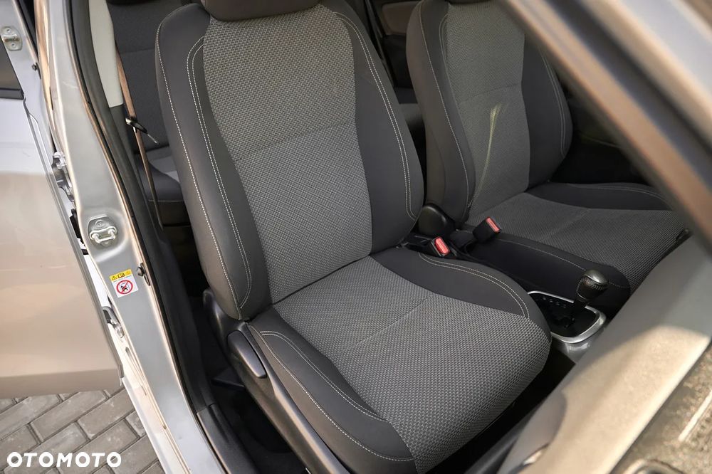 Toyota Yaris 1.5 VVT-i Comfort - 28