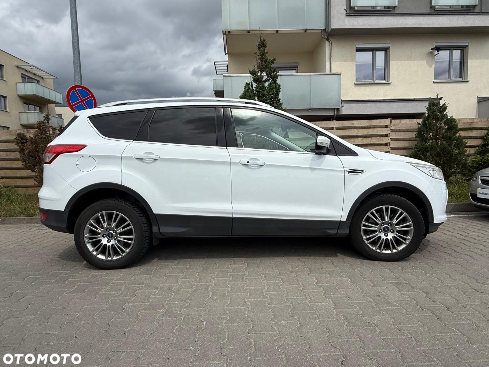 Ford Kuga 2.0 TDCi 4WD Titanium - 24