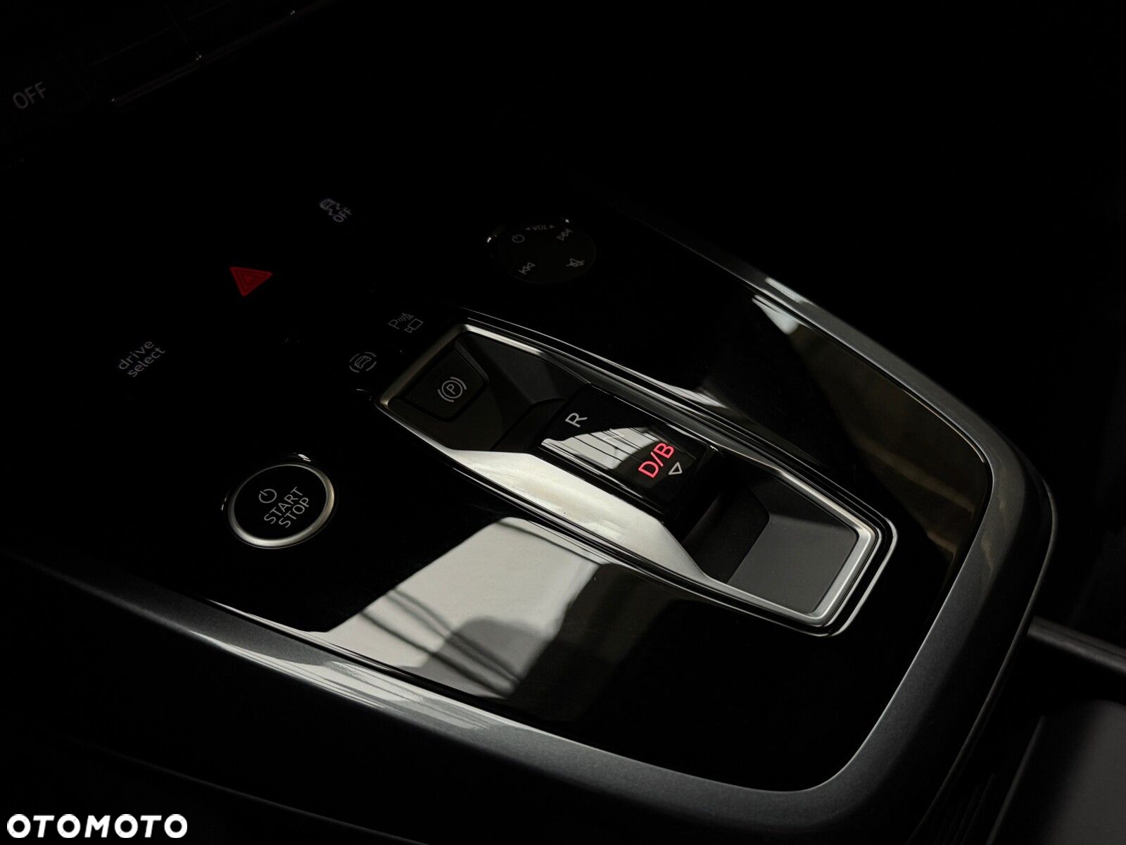 Audi Q4 - 31