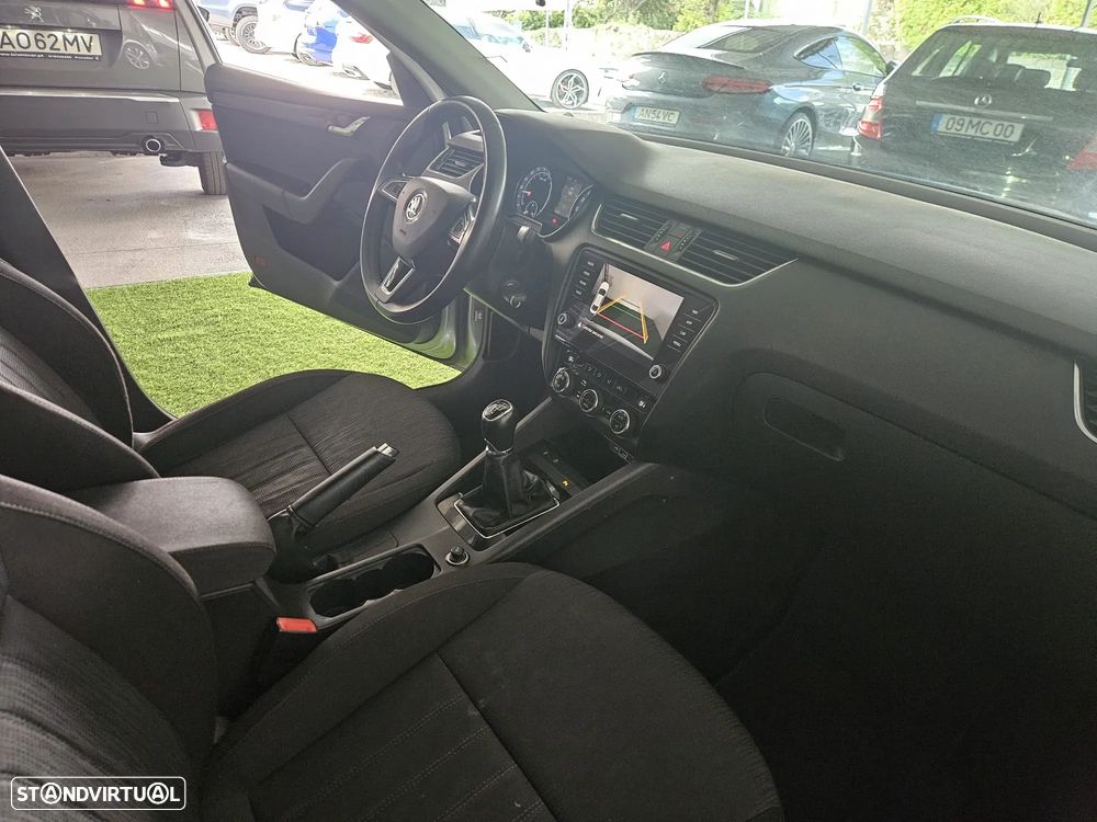 Skoda Octavia 1.6 TDI Ambition - 25
