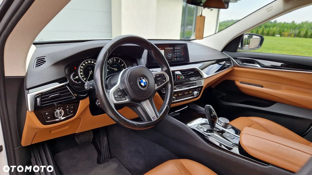 BMW 6GT 630i Luxury Line sport - 7