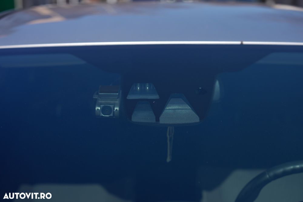 Ford Focus 2.0 TDCI DPF Titanium - 8