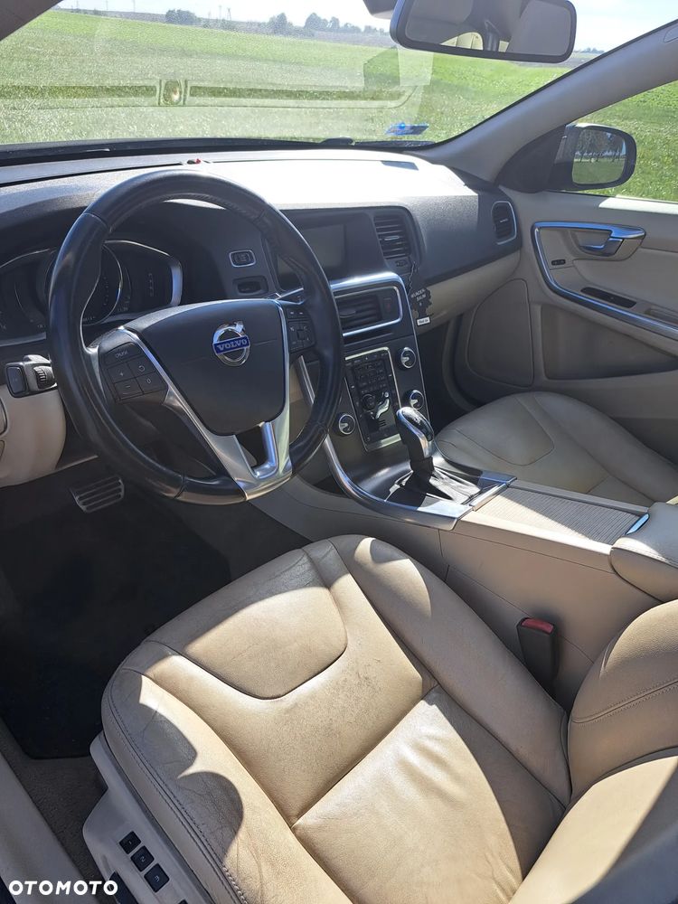 Volvo S60 T5 Geartronic Momentum - 11
