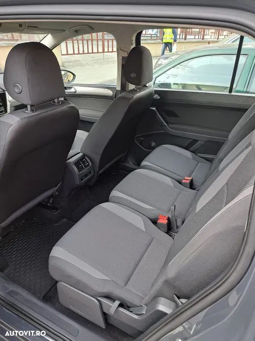 Volkswagen Touran 1.6 TDI Comfortline - 10