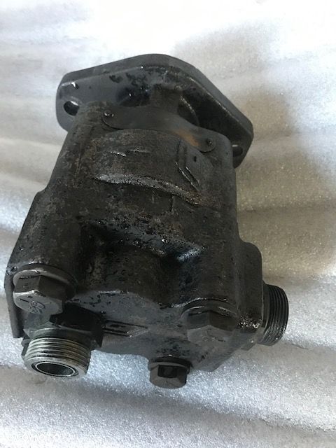 John Deere 3200 3400 - Pompa Hydrauliczna Pompa Oleju - 2