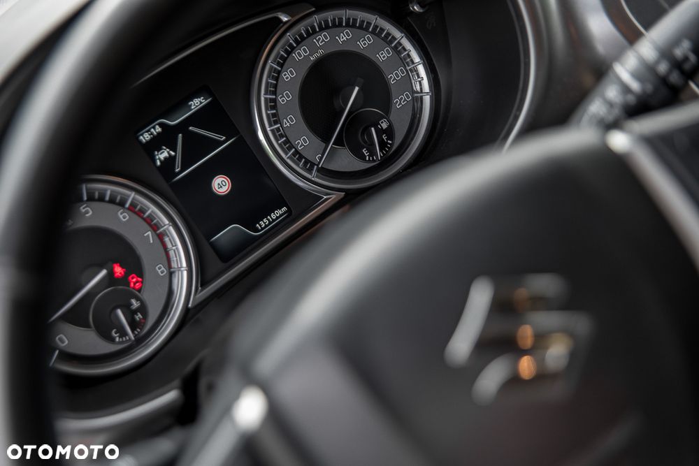 Suzuki Vitara 1.4 Boosterjet Hybrid Comfort+ - 23