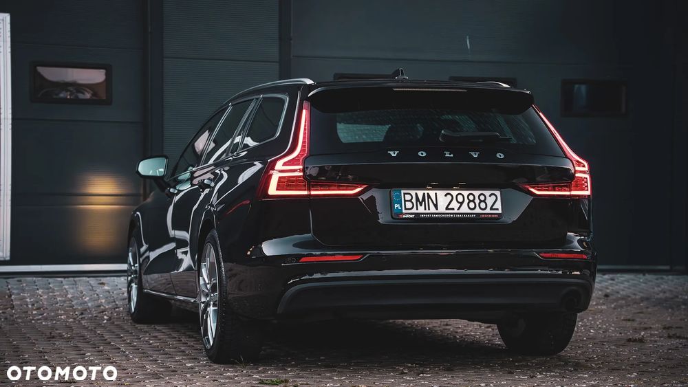 Volvo V60 D3 Momentum - 16