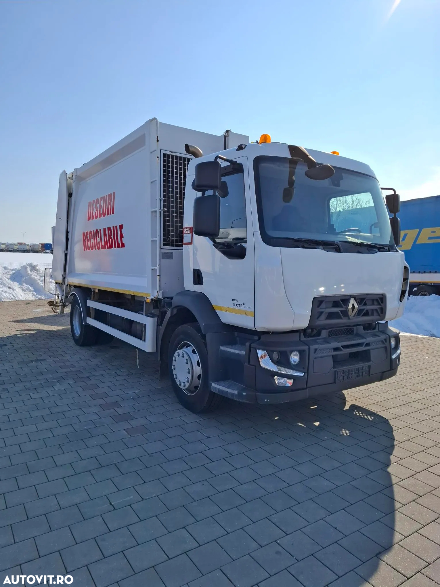 Renault D gunoiera compactoare 16m3 - 2