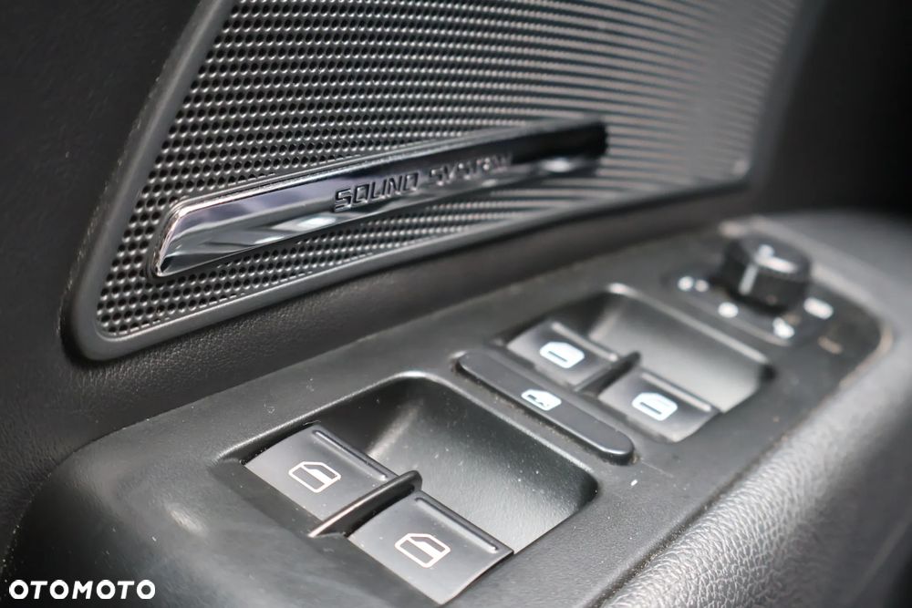 Skoda Superb 2.0 TDI 4x4 Business DSG - 23