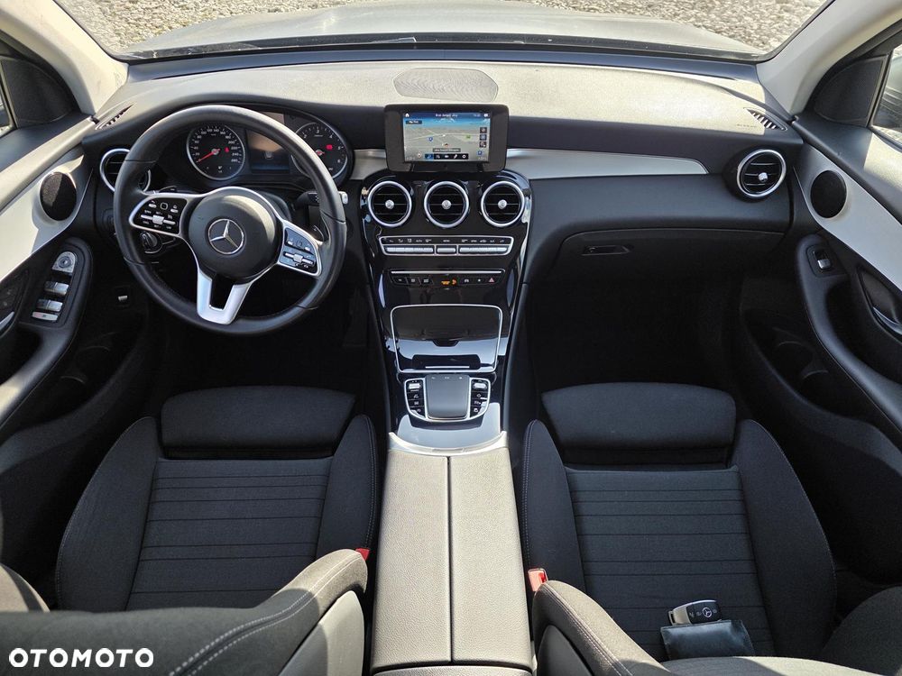 Mercedes-Benz GLC 200 d 4-Matic Business Edition - 17