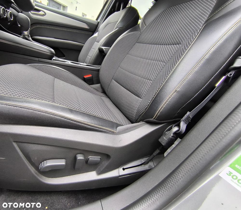 Renault Arkana 1.3 TCe mHEV Techno EDC - 30