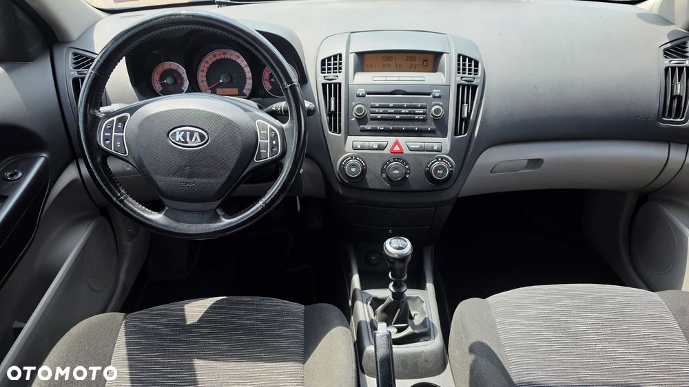 Kia Ceed 1.4 CVVT LX - 8