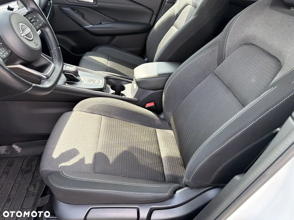 Nissan Qashqai 1.3 DIG-T mHEV N-Connecta Xtronic - 13